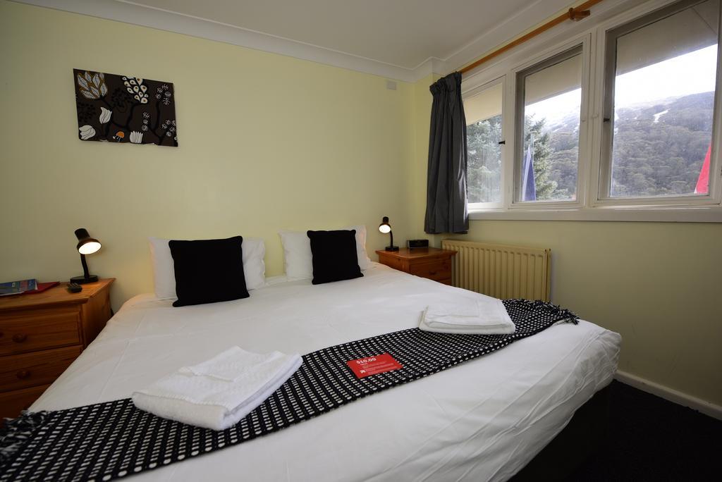 Black Bear Inn Thredbo Bagian luar foto