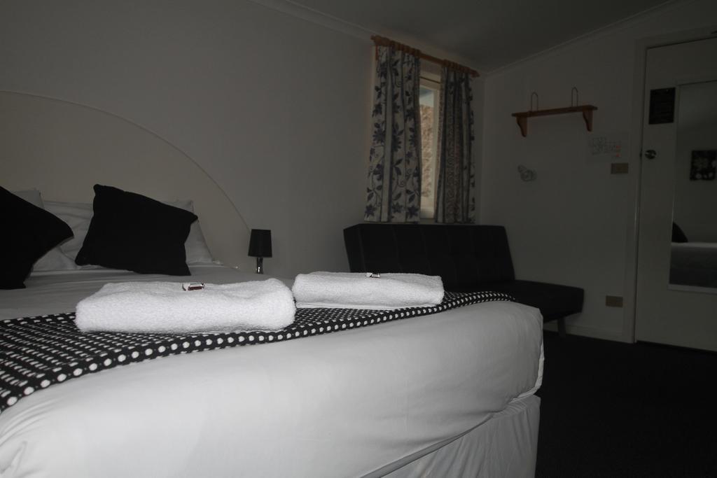 Black Bear Inn Thredbo Bagian luar foto