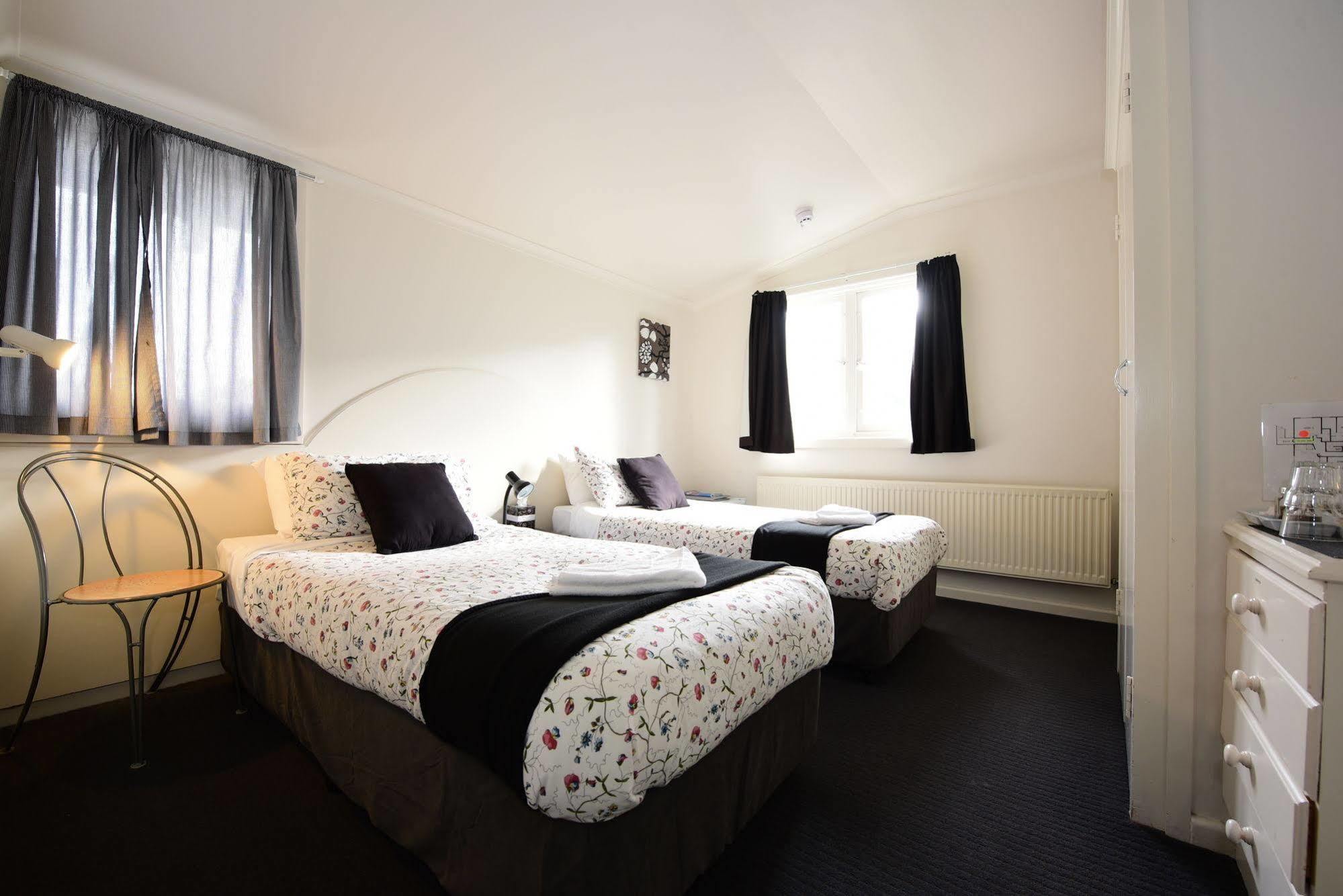Black Bear Inn Thredbo Bagian luar foto